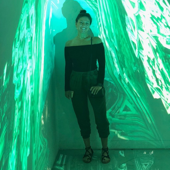 Meet your Posher, Jordyn - Picture 1 of 1